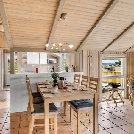 Skev - 200m To The Fjord By Interhome *